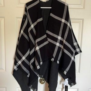 Banana republic poncho